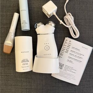 NuFace TRINITY+ smart microcurrent facial toning starter kit